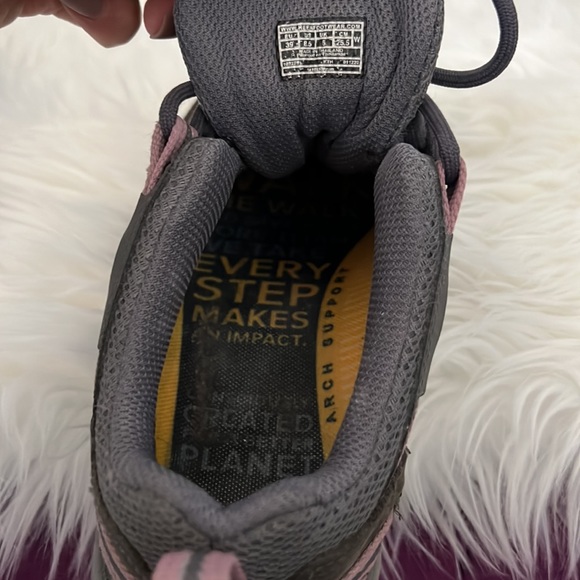 Keen Hiking shoes 👟 - Picture 4 of 6